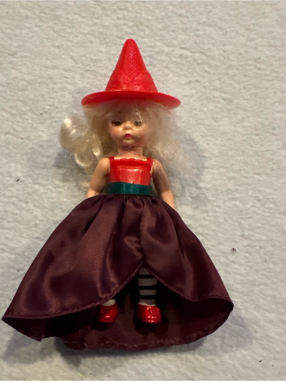 McDonald's Madame Alexander Dolls Wizard of Oz Wicked Witch of the East 2007 Toy